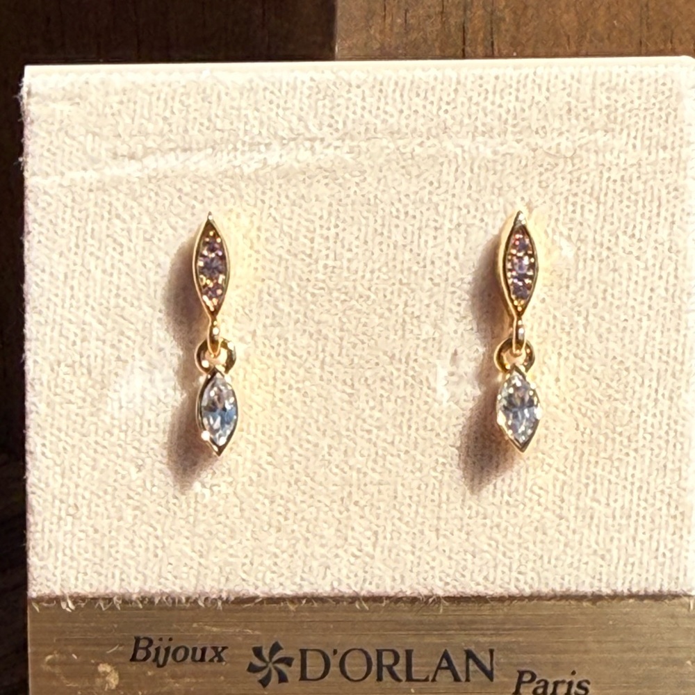 NWT D'Orlan Vintage Gold and Pink Crystal Earrings